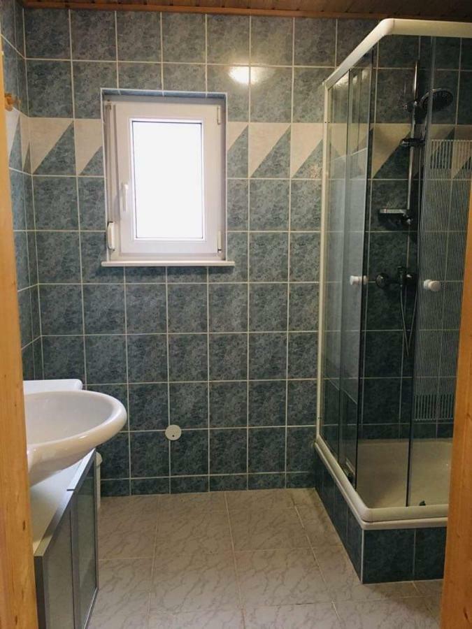 Rozmaring Ház Villa Balatonlelle Esterno foto
